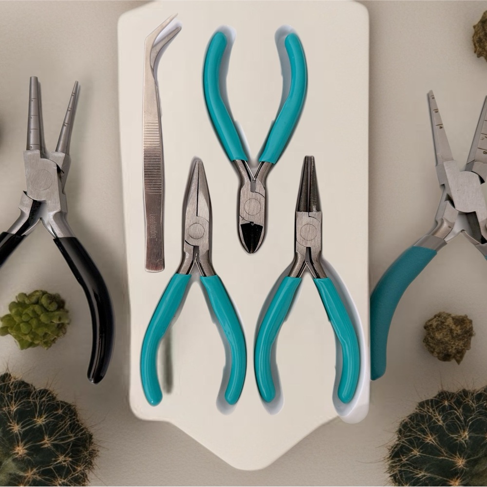 Set of special pliers to start your jewelry business